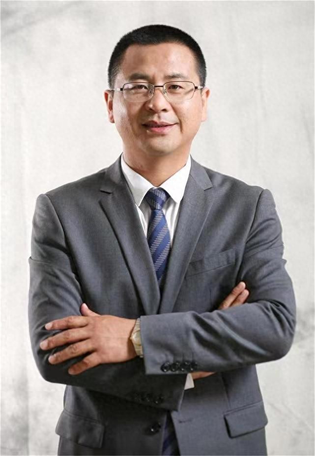 各大币种的市场竞争力：如何应对行业内的差异化挑战_差异化竞争_差异化竟争