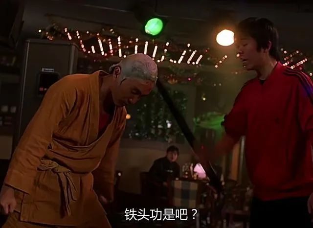 周星驰武术指导_周星驰在武术片中的演出_武术周星驰演出片中曲是什么