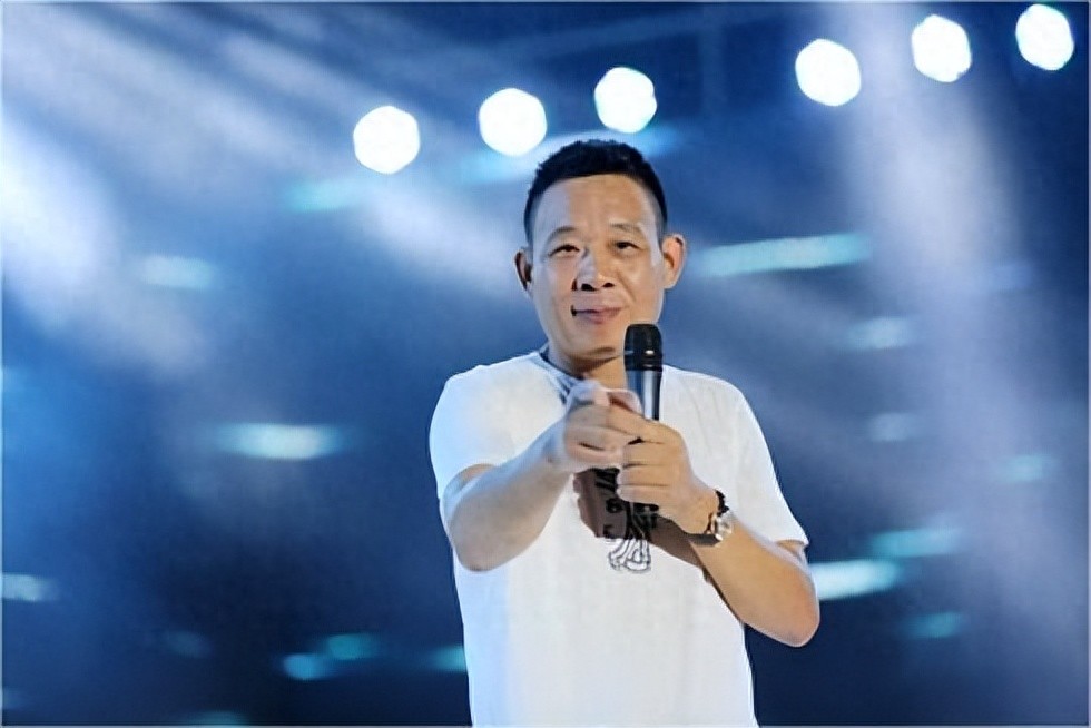 于东来与胖东来：商业巨擘的崛起与成功之道